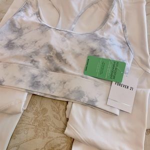 Forever 21 Sports bra XL & legging Med Set
